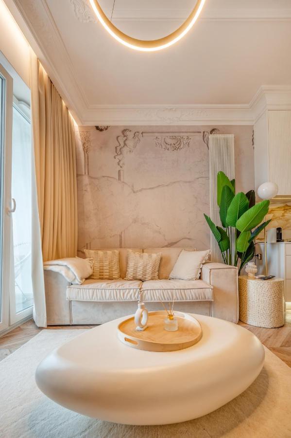 Apartment Golden Manufaktura By Rentujemy